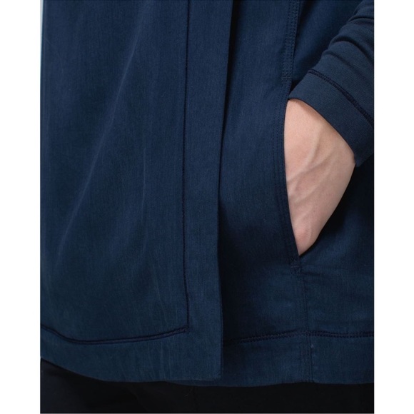 LULULEMON Blissed Out Wrap Jacket Size 10 - Picture 6 of 8